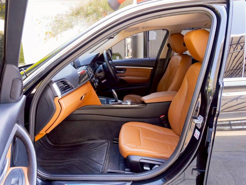 BMW 330e 2.0Plug in hybrid ปี18 16