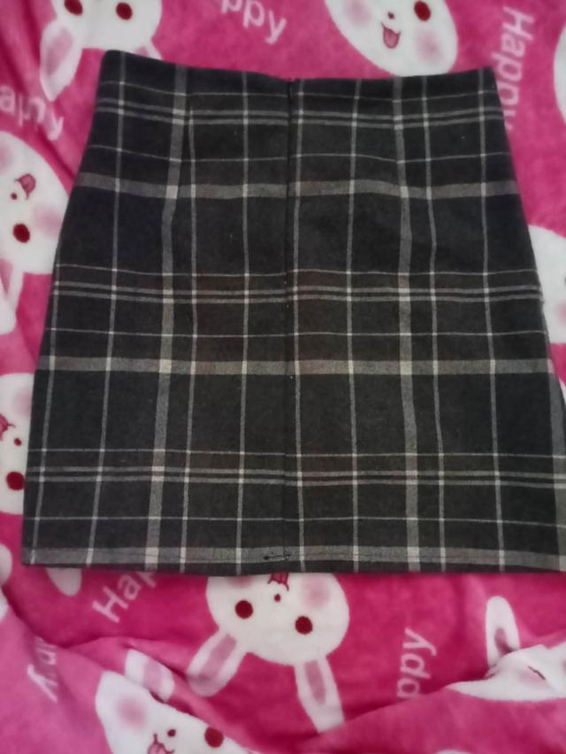 ปล่อยต่อเสื้อผ้ามือสองง