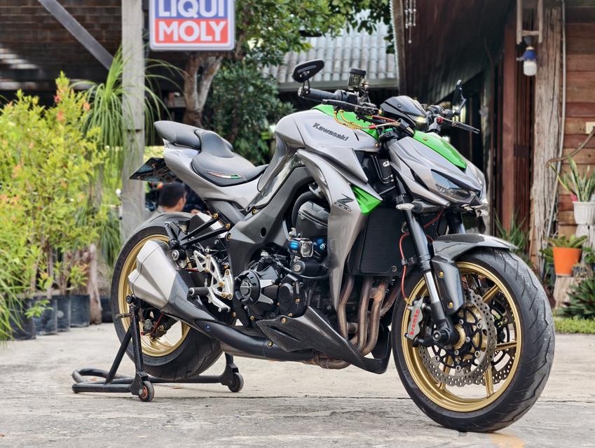 Kawasaki z1000 15