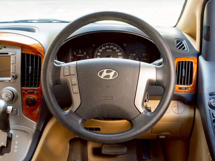 Hyundai H1 2.5Deluxe ปี16 12