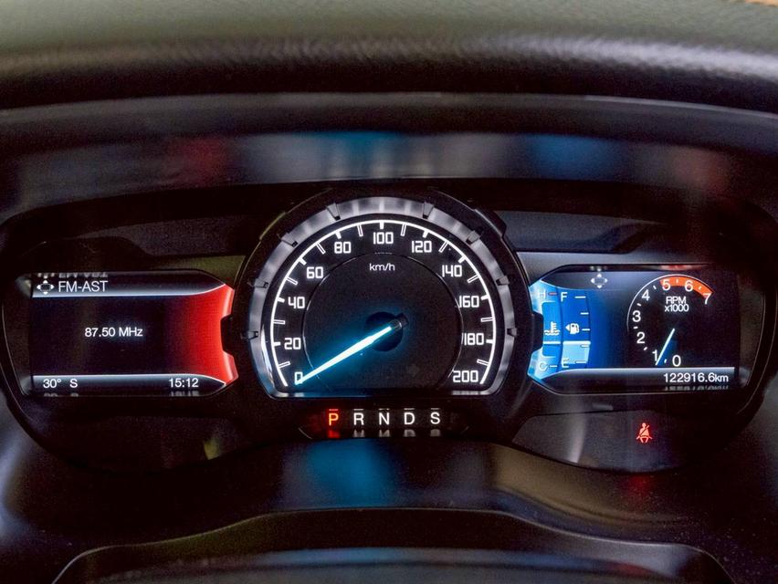 Ford Ranger 2.0 Wildtrak Double Cab 4x2  ปีจด 2017 13