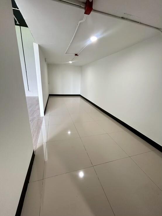 Office ให้เช่า เริ่มต้น 250 บาท/ตร.ม. มีหลายขนาด 100-300 ตร.ม. เดินทางสะดวก ย่านพระราม 3 5