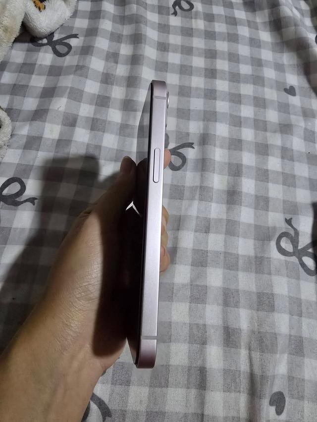 iPhone 13 มือสอง สภาพสวยมากไม่มีตำนิ เบต้า75% รูปที่ 3