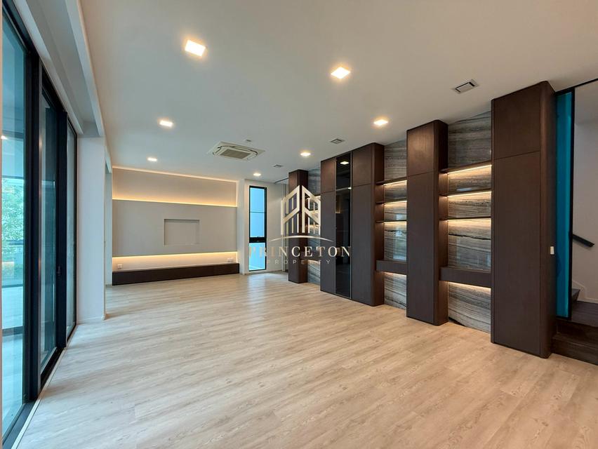 Luxury House For Sale Vive Krungthep Kreetha 8