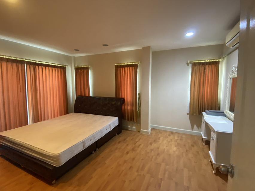 ขายบ้านเดี่ยว พร้อมอยู่ 2 ชั้น 77 ตรว. ไลฟ์บางกอกบูเลอวาร์ด ติดถนนใหญ่รามอินทรา 15