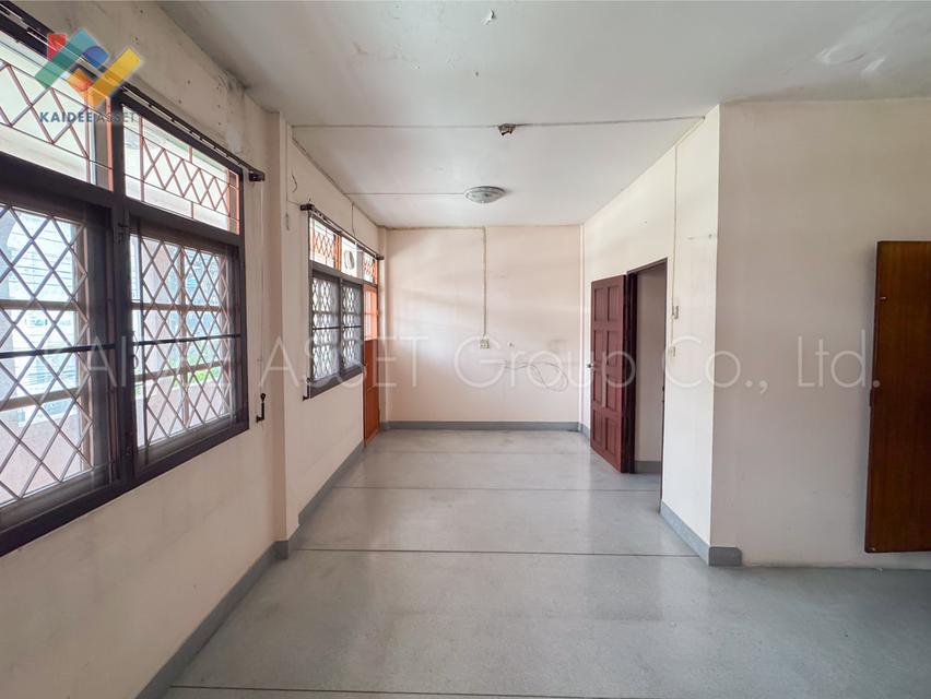 บ้านเดี่ยว ซอย ลาดพร้าว 51 ใกล้รถไฟฟ้า สถานี โชคชัย 4 12