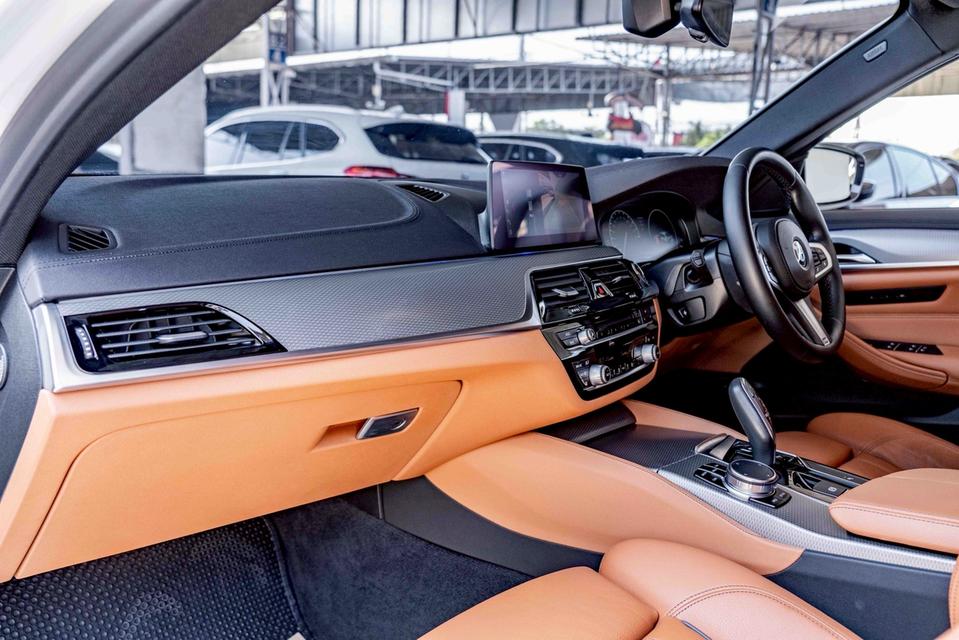 รหัสรถ NP8751 รุ่นรถ : BMW 520D M SPORTปีรถ : 2019 รูปที่ 12