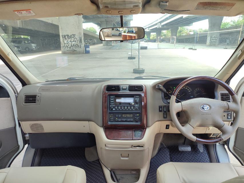 Toyota Granvia 3.4 Sunroof AT 2000