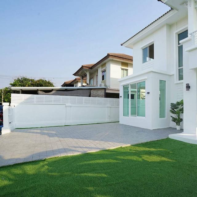 หมู่บ้านพฤกษาวิลเลจ 5 ทำเลวงแหวน - รัตนาธิเบศร์  บ้านเดี่ยว 2 ชั้น ตกแต่งใหม่ใกล้ MRT ตลาดบางใหญ่ และเซ็นทรัล เวสต์เกส เดินทางสะดวก 3