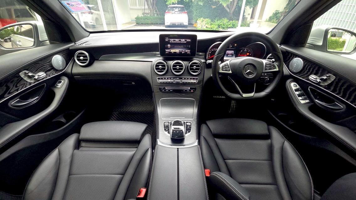 รหัสรถ WB36 Benz Glc 250d  Amg รุ่นท็อปสุด ปี 2018 9