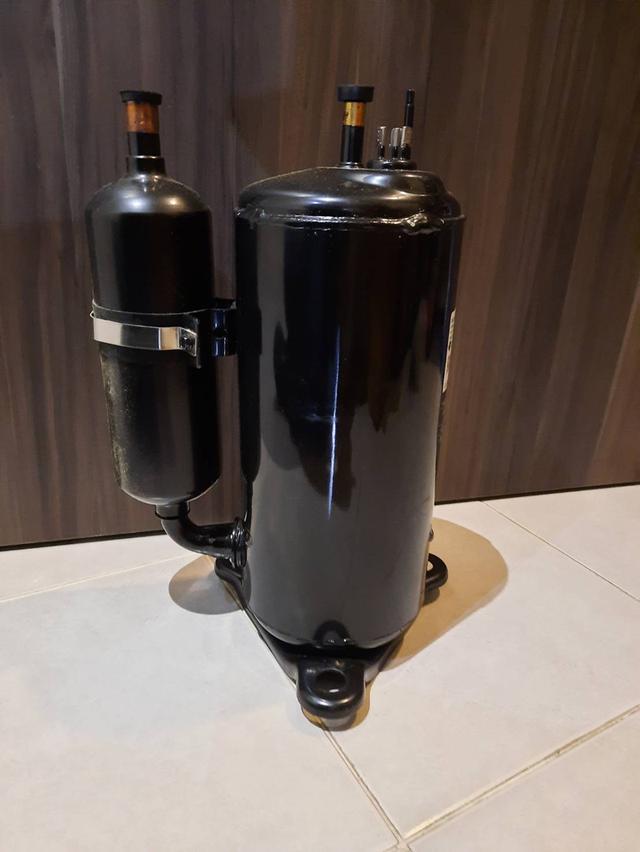 คอมเพรสเซอร์แอร์ ยี่ห้อ LG ขนาด 30,000 BTU  4