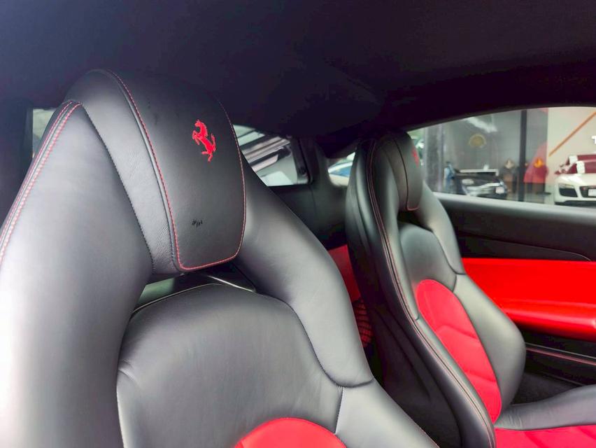 รหัสรถ KPV53 2017 FERRARI 488 GTB สี Rosso Corsa  7