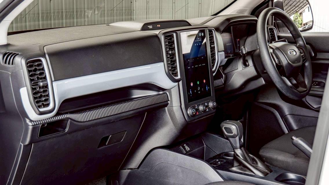 FORD RANGER 2.0 XLS ปี 2023 สีขาว รูปที่ 9