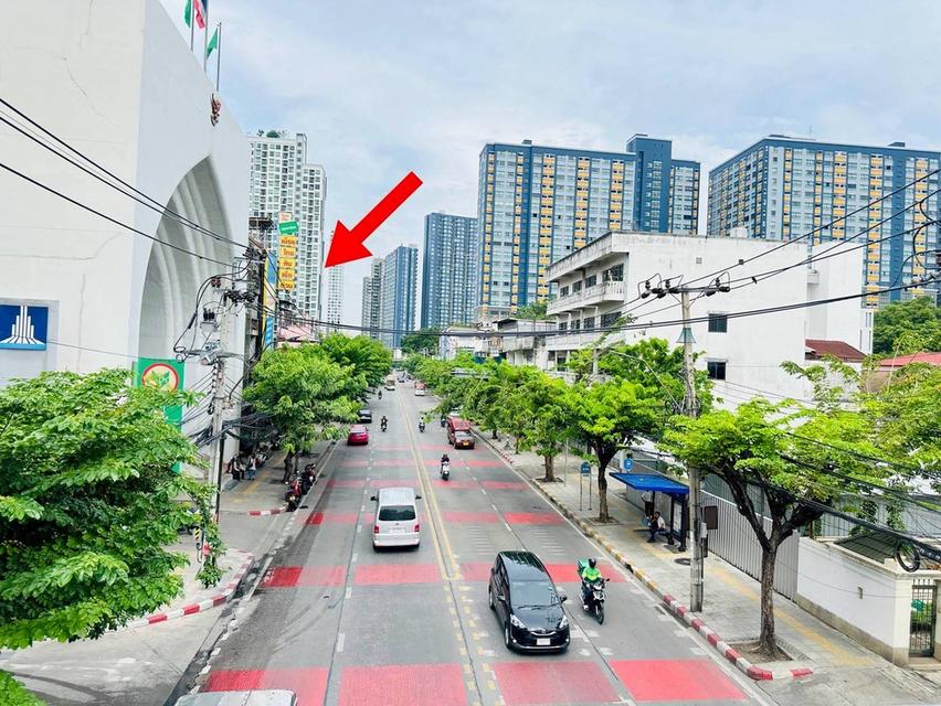 ขายอาคารพานิชย์ 4.5 ชั้น เนื้อที่ 16.6 ตรว. รีโนเวทภายในแล้ว ริมถนนอ่อนนุช 8 ( สุขุมวิท 77 ) 4