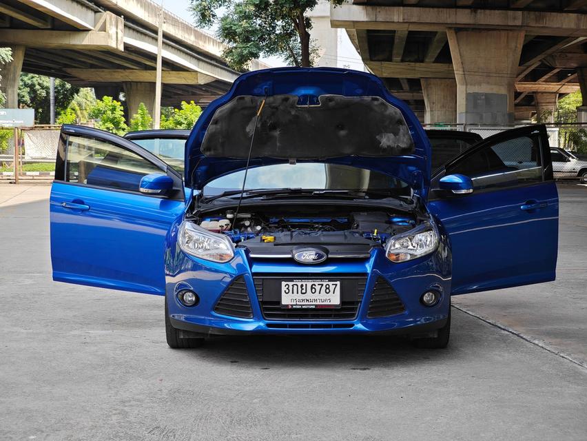 ขายรถ Ford Focus 1.6 Hatchback ปี 2014 สีน้ำเงิน เกียร์ออโต้ 15