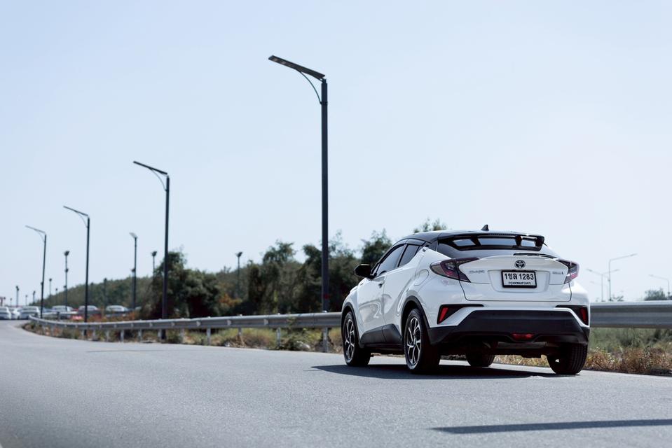 รหัสรถ TPV1283 🎊 Toyota C-HR Hybrid Hi 🎊 2020 รูปย่อยที่ 4