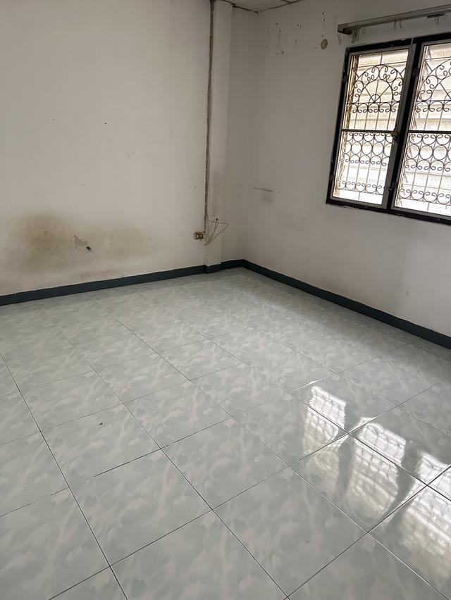 ทาวเฮาส์ 2ชั้น 2ห้องนอน2ห้องน้ำ 1จอดรถ นนทบุรี 6