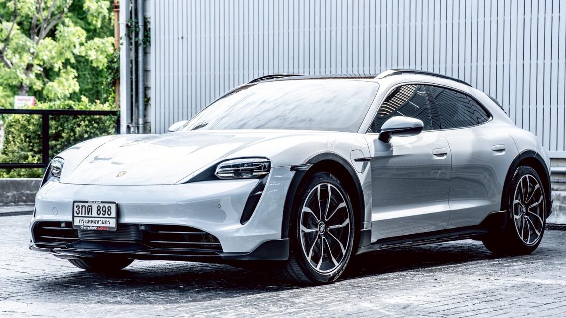 Porsche Taycan 4 Cross Turismo 2024