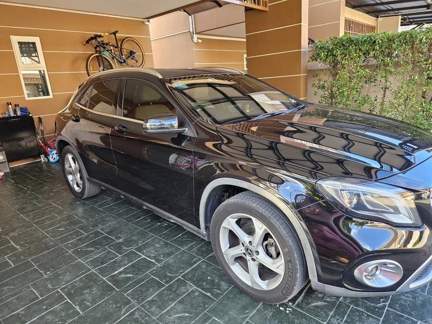 ขายรถยนต์ GLA200 ปี 19 ราคาดีสุด 8