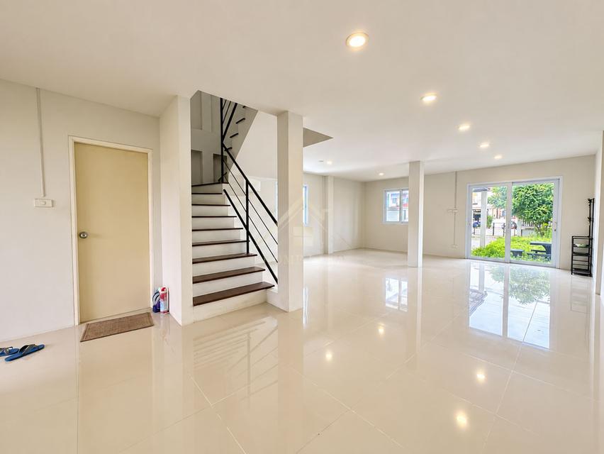 BHL1357 ทาวน์เฮ้าส์ (หลังมุม) หมู่บ้าน มณฑาทิพย์ บางแขม นครปฐม 4