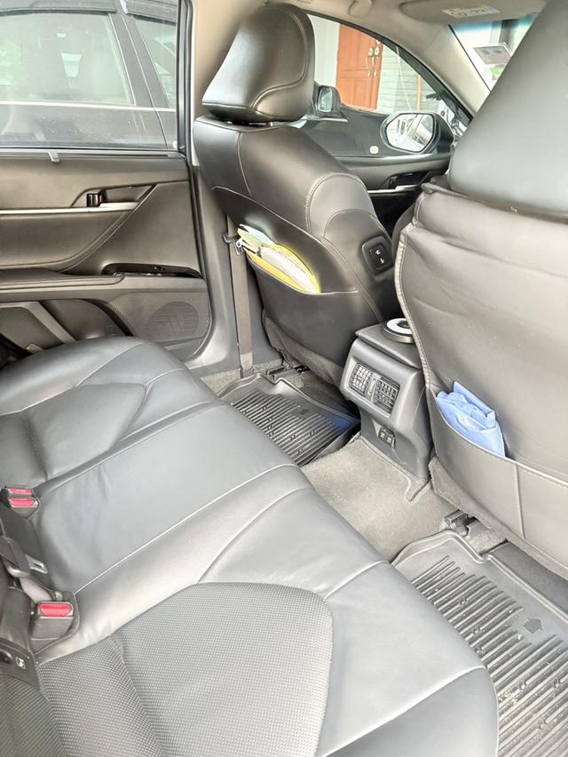 Toyota Camry 7