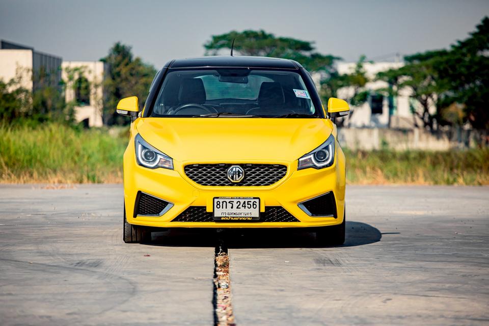 New MG 3 1.5X Sunloof ปี 2019 สีเหลือง มือเดียวป้ายแดง รูปที่ 3