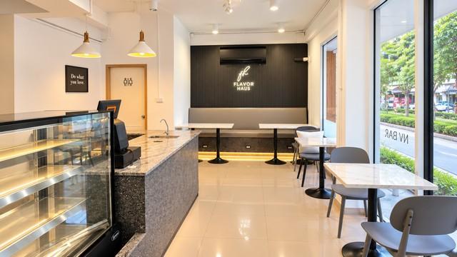 เซ้งอุปกรณ์เบอร์เกอรี่ พร้อมร้านตกแต่งสวยงาม พร้อมดำเนินกิจการ ขายขาดทุน ลงทุนไป 2 ลบ แต่ขายเพียงหลักแสน 7