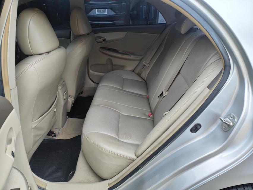 Toyota Altis 1.6 G AT  11