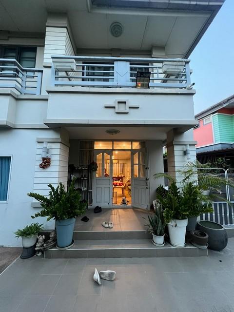 ขายบ้านเดี่ยว 2 ชั้น ที่ดิน 91.3 ตรว. หมู่บ้าน วิลล่ารามอินทรา ซอยสยามธรณี ซอยคู้บอน 27 ใกล้แฟชั่นไอส์แลนด์ 2