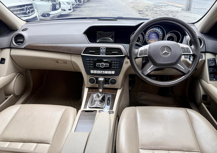 Benz C200 W204 ปี 2012 รูปที่ 8