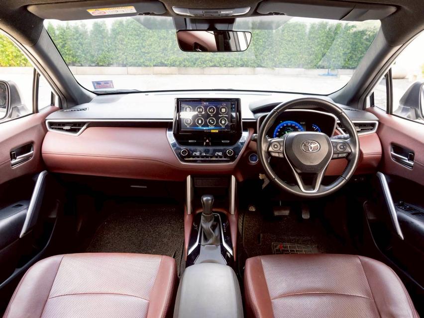 Toyota Cross 1.8 Hybrid Premium ปี 2023 จด 2025 17