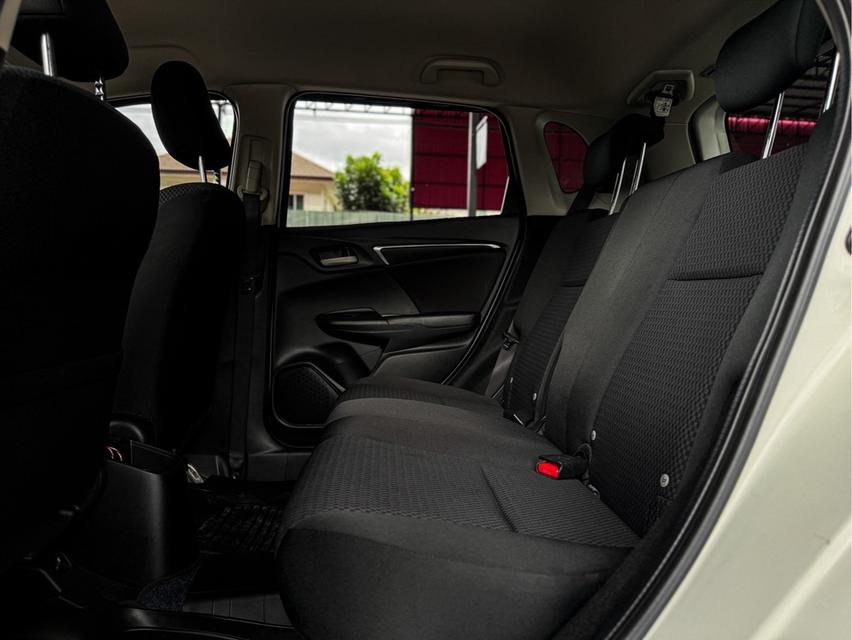 รหัสรถ WRT5559 2018 HONDA JAZZ, 1.5 i-VTEC V 11