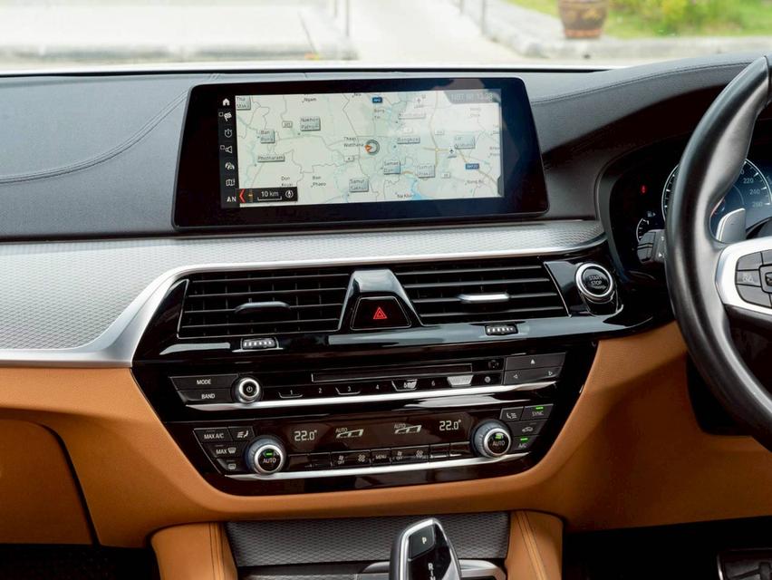 BMW 530e 2.0 M Sport Plug-in Hybrid ปี 2018 9