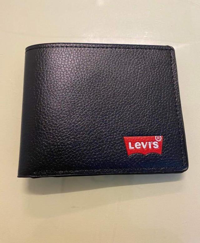 กระเป๋าตังค์ Levi’s สีดำ