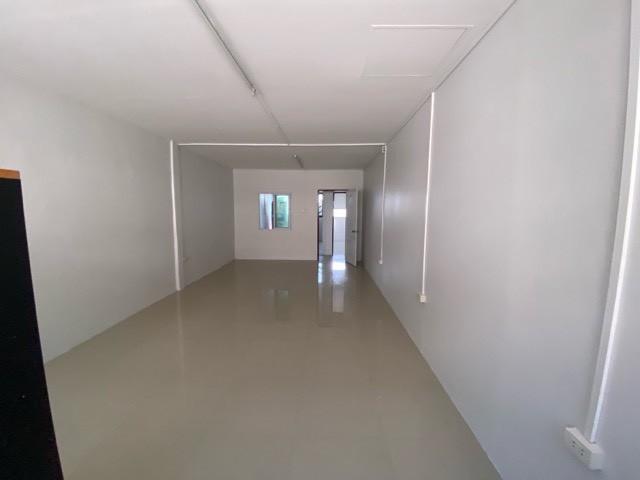 ให้เช่าอาคารพานิชย์ 4.5ชั้น รีโนเวทใหม่ ซอยพระรามเก้า 33 ใกล้จุดขึ้นลงทางด่วน ใกล้เดอะไนน์ พระราม 9 มอเตอร์เวย์ เหมาะทำนักงานเก็บสินค้าพักอาศัย 6