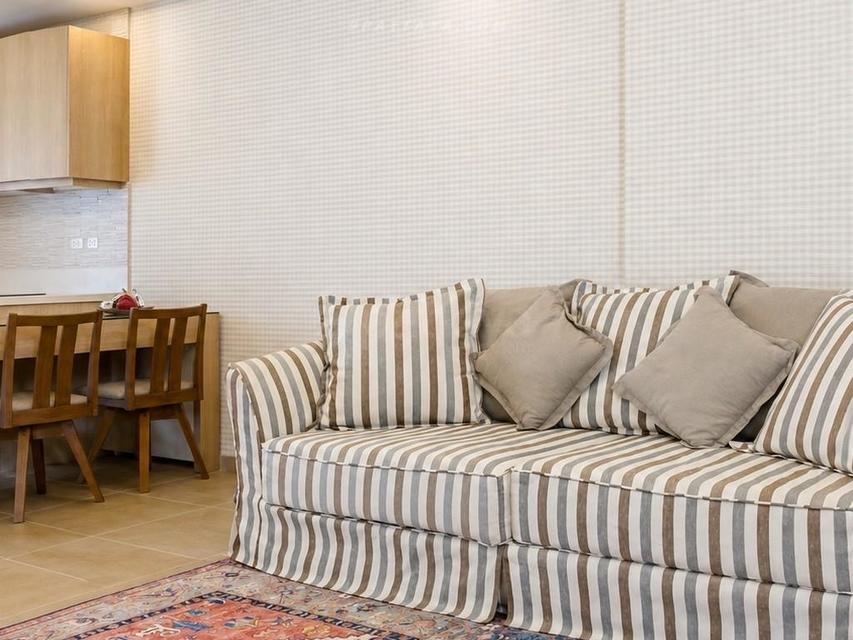 For Sale — Beachfront Sea View Condo at Paradise Ocean View PattayaBeautiful beachfront condo for sale at Paradise Ocean View Pattaya 4