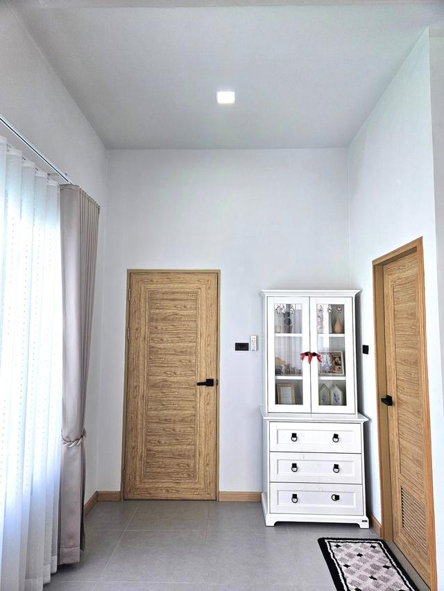 🏖️ Pool Villaชั้นเดียวในโครงการ ทำเลใกล้กาดฝรั่ง นานาชาติLIS #หางดง – ราคา 48,000 บาท/เดือน✨ 卖家具齐全 3 卧室 2 卫生间 – 租金 48,000 泰铢/月 ✨ 8