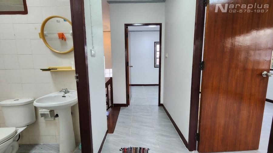 68060748 : ขายบ้านแฝด 2 ชั้น บนที่ดินขนาด 55 ตร.ว. หมู่บ้านซื่อตรง ดอนเมือง ลำลูกกา คลอง 2 ปทุมธานี  คุ้มค่าสุดๆ กู้ได้ 100% 10