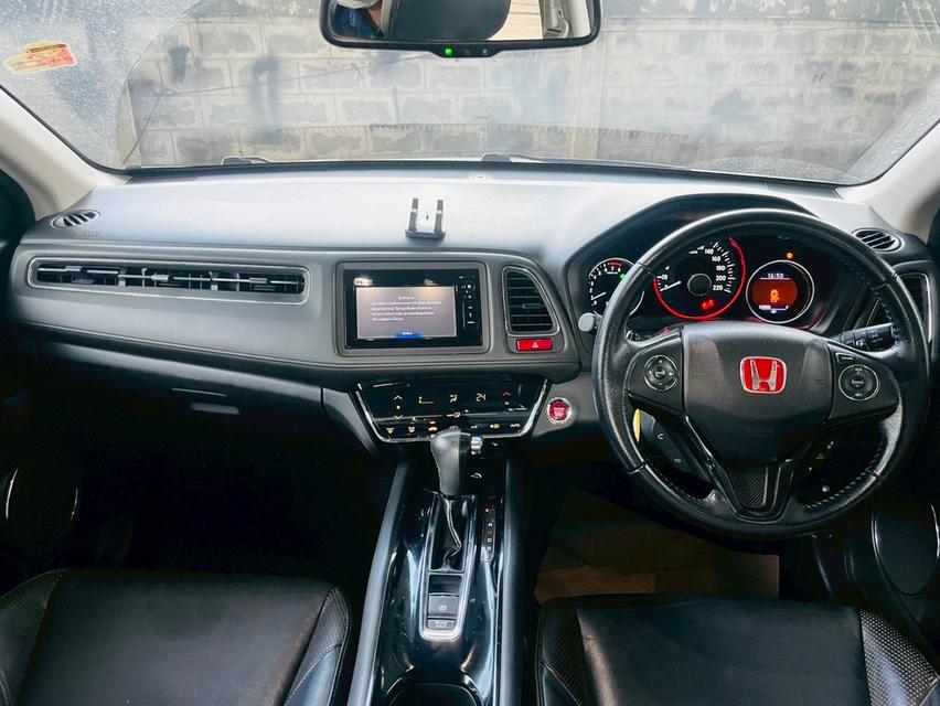 HONDA HRV 1.8 EL SUNROOF ปี 16. 9