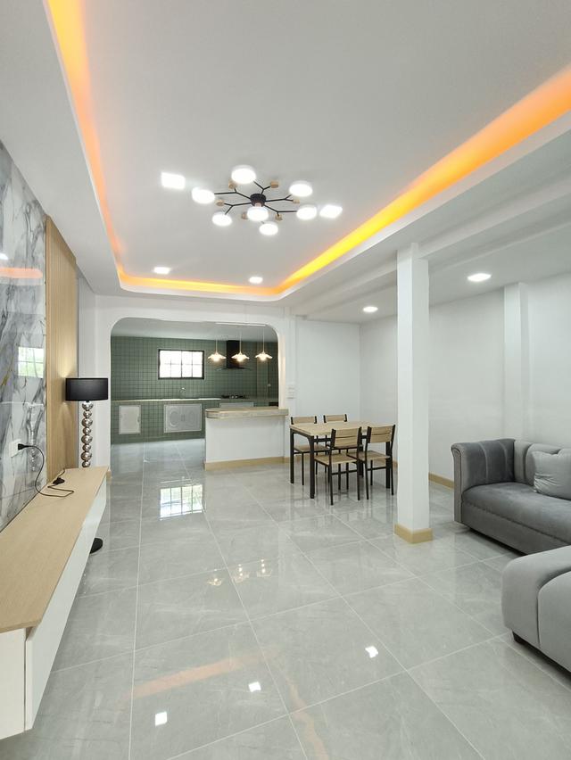 บ้านเดี่ยว หนองจอก เลียบวารี หมู่บ้านนันทวัน 5 นัดชมบ้าน 085-318-6868 คุณวา 6