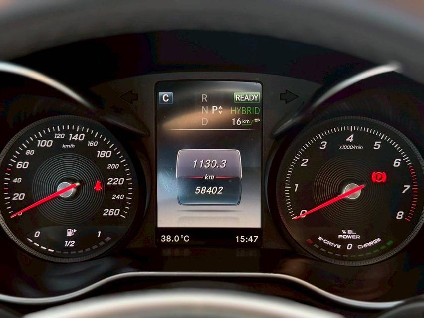 Mercedes Benz C350e AMG 2018 รถสวย ใช้น้อยมากๆ ใหม่จริงๆ คุ้มสุดๆ 16