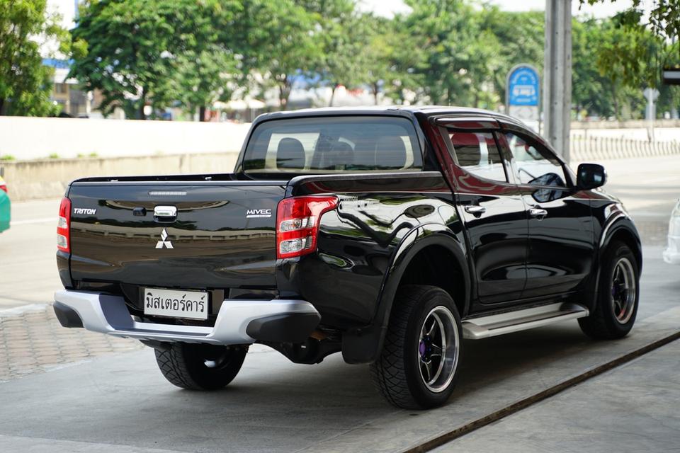 2018 M.TRITON 2.4 DOUBLE CAB LIMITED 3