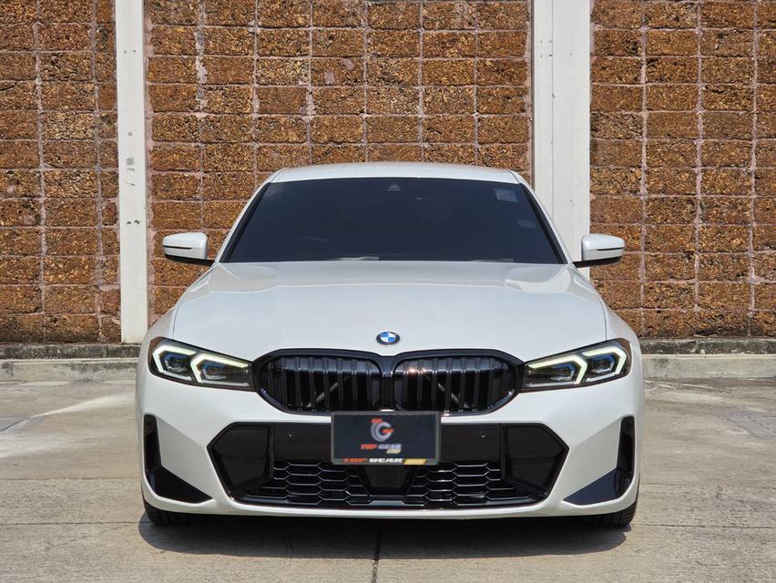BMW 320d M sport lci ปี2024 แท้สวยจัดๆ รถมือเดียวป้ายแดง ประวัติครบๆ ไมล์เพียง 40,000 km เท่านั้น Bsi / Bri ถึง 06/2029 รูปย่อยที่ 2