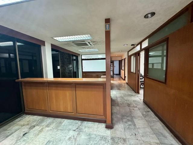 ให้เช่าอาคาร 4 ชั้น 84 ตร.ว. ถนนศรีวรา ทาวน์อินทาวน์ เขตวังทองหลาง 2