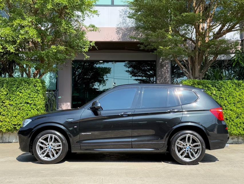 2017 BMW X3 20D MSPORT รถมือเดียวออกป้ายแดง รถวิ่งน้อย เข้าศูนย์ทุกระยะ ไม่เคยมีอุบัติเหตุครับ 5