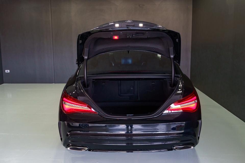 MERCEDES BENZ CLA 250 AMG ( FACELIFT ) รถมือเดียว Service ศูนย์ทุกระยะการใช้งาน Year 2017 11