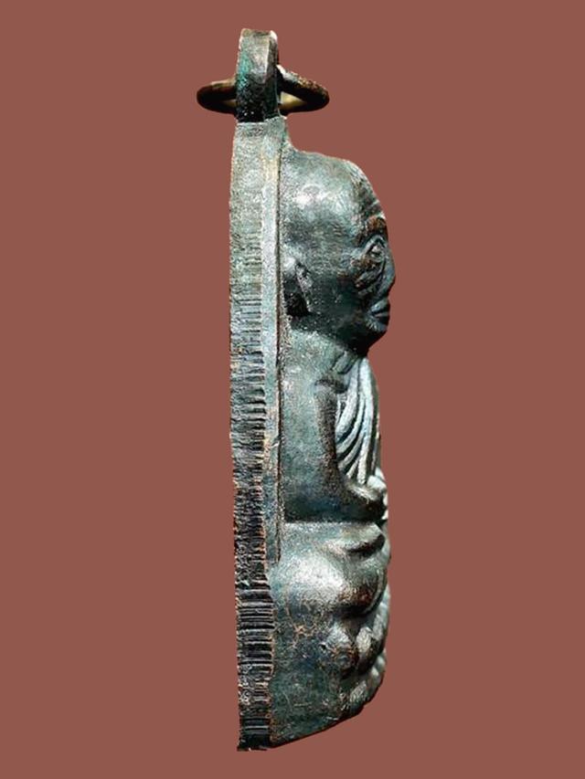 พระหลวงพ่อทวด พิมพ์หลังเตารีด หลังหนังสือเล็ก มีหู ปี 2506...เก่า เดิมๆ สวยแชมป์ 3