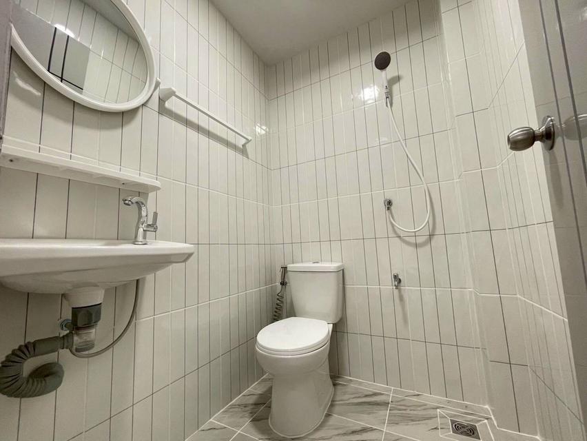 🏡 บ้านเดี่ยวสองชั้น รีโนเวทใหม่ ทำเลสันกำแพง 📍 หมู่บ้านเงียบสงบ ใกล้ย่านเศรษฐกิจ 11