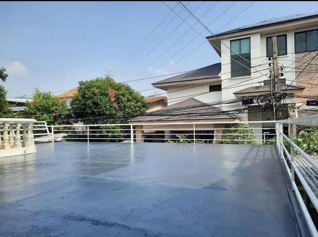 P417 ให้เช่า หมู่บ้านอยู่เจริญ 542 ซอยประชาราษฎร์บำเพ็ญ 24 ใกล้สนง.เขตห้วยขวาง เดินทางสะดวก เหมาะอยู่อาศัย 3