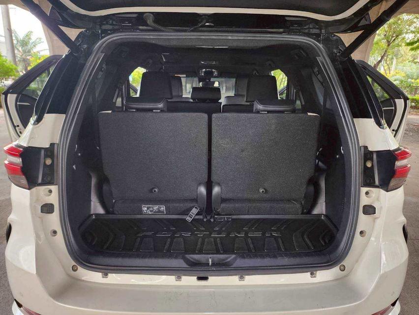 🔥ฟรีดาวน์ รถสวยมือเดียว ตัวท๊อปสุด รถเดิมๆ น๊อตไม่ขยับ Toyota Fortuner 2.8 LEGENDER BLACK TOP 4WD AT ปี 2022 20